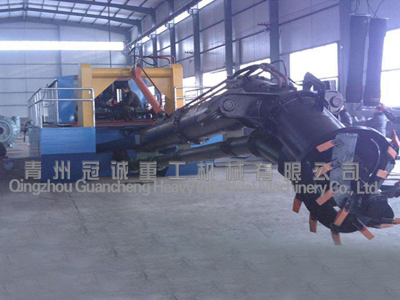Cutter suction sand and mud dredger for sale