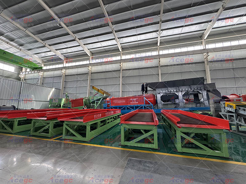Automatic washing gold mining machine